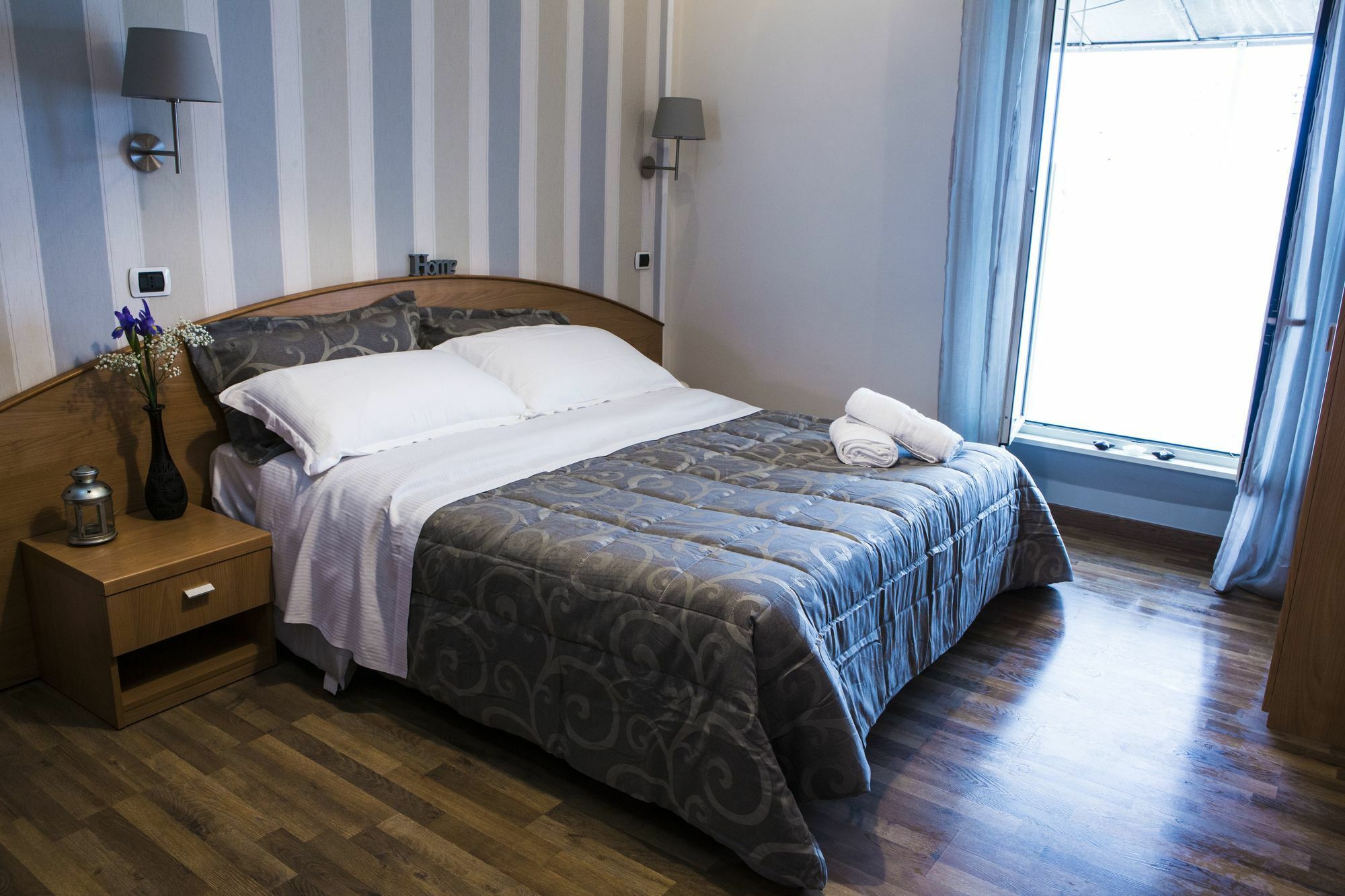 Gasthuis St Peter Bed In 3*